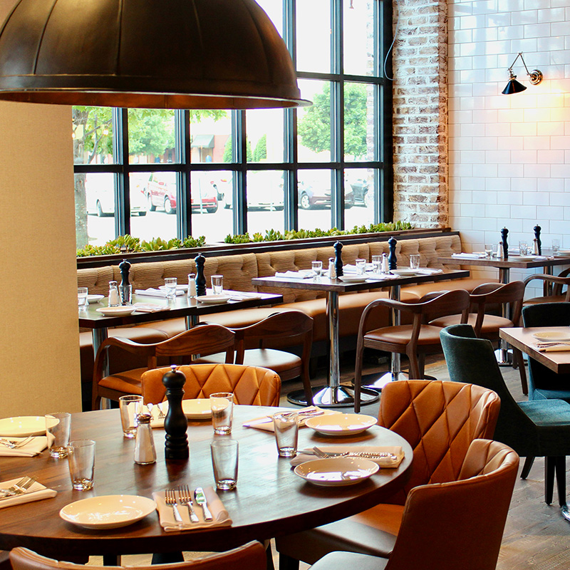 Image of the interior of a Boathouse restaurant